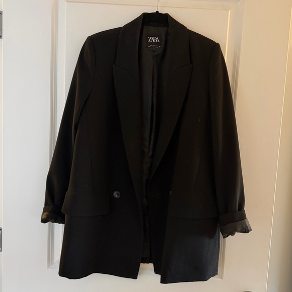 Zara Women's Elegant Black Suit Jacket - Picture 3 of 4
